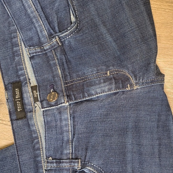 sac750 WHBM Low Rise Skinny Jeans Size 8 w/ 28.5" Inseam Denim Noir Jeans - Picture 3 of 7